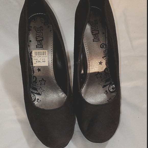 Brash Shoes - Suede wedges NWT